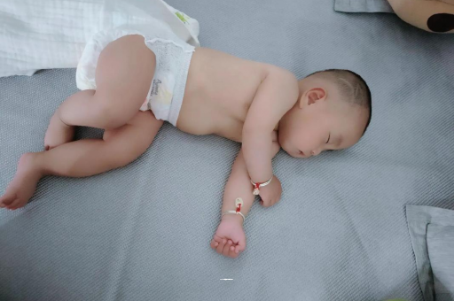 迁西怀孕多久肚子会胀气